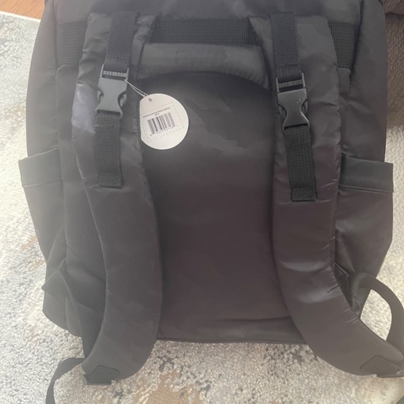 Skip Hop Diaper Bag - Picture 2 of 3